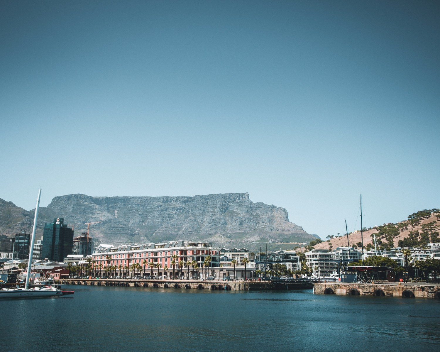 V&A Waterfront with Table Mountain backdrop