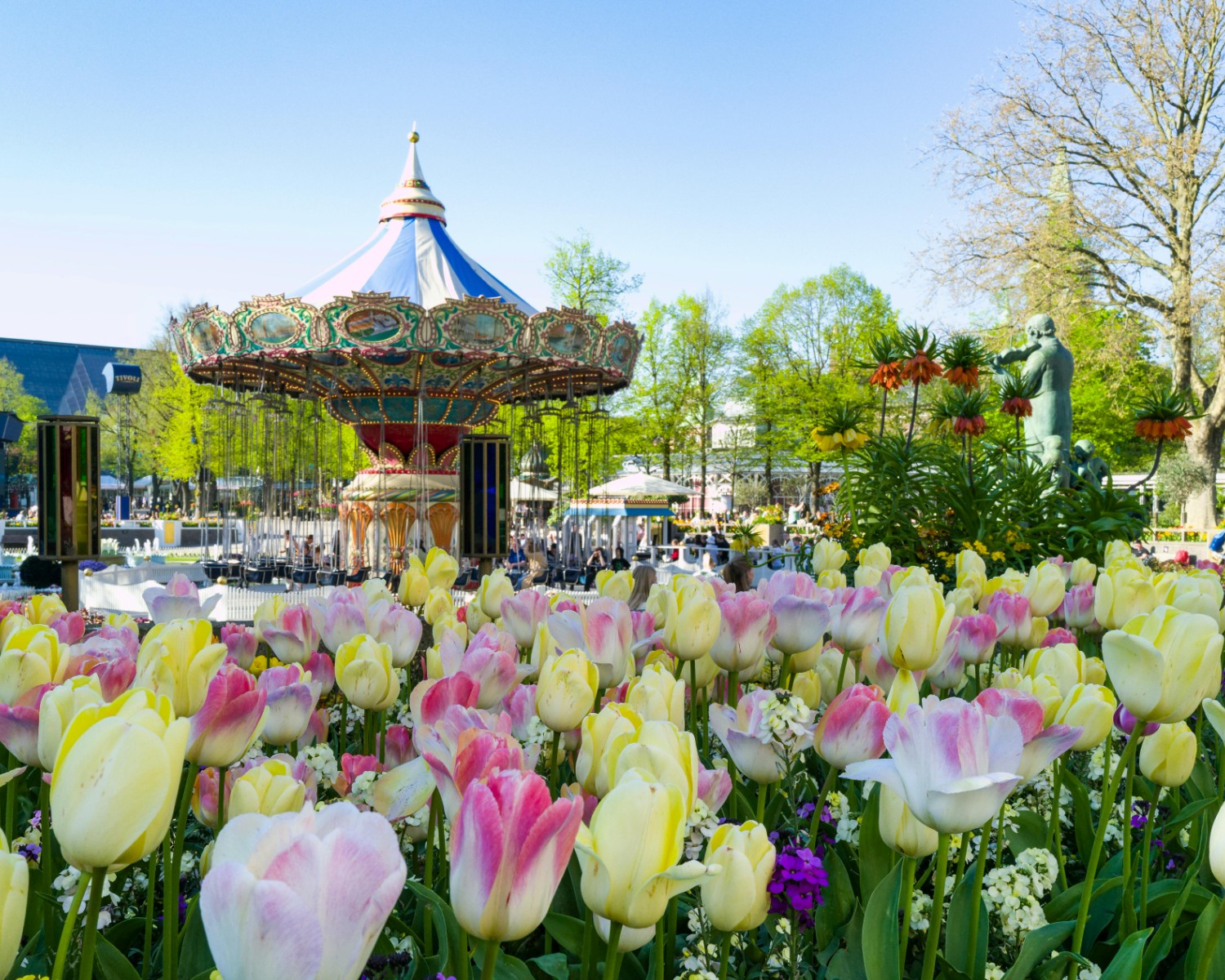 Victorian architecture and beautiful gardens at Tivoli